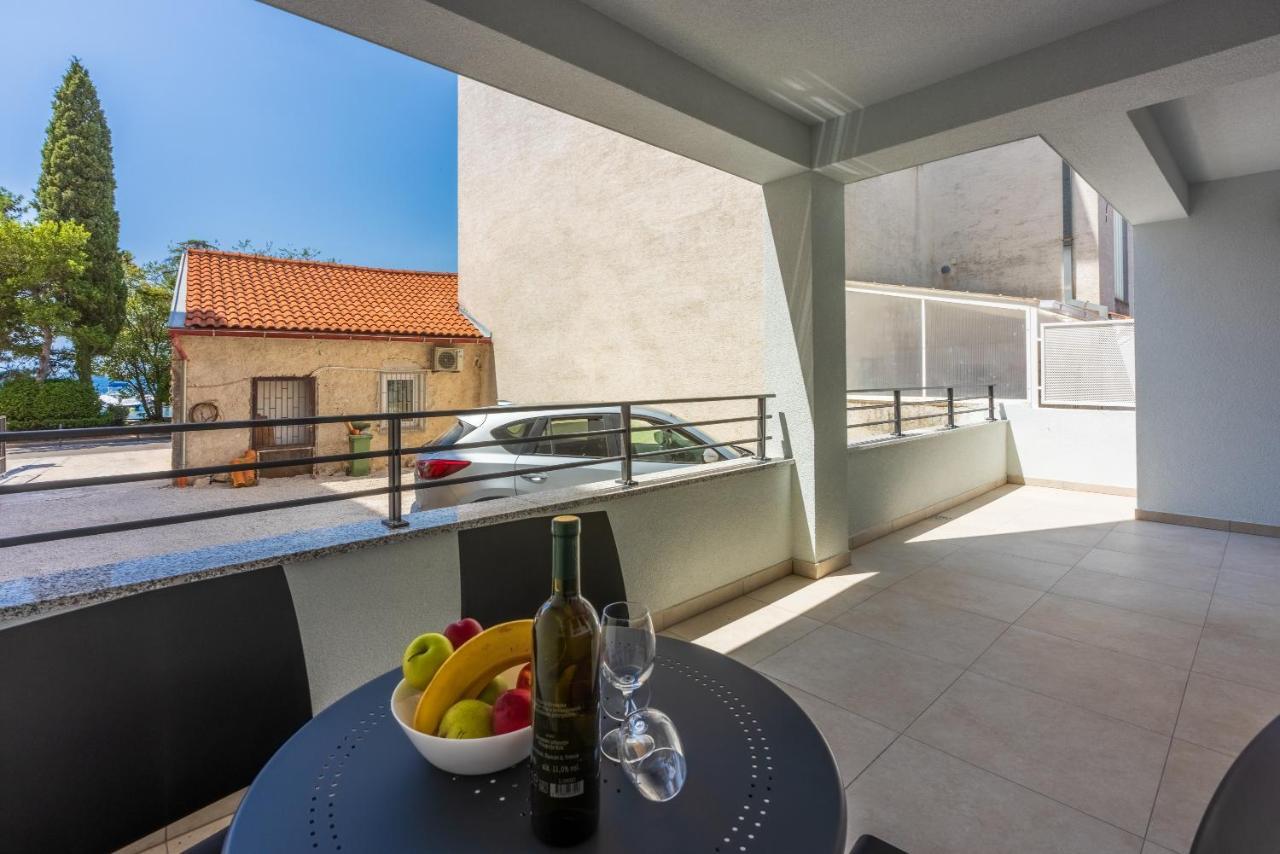 סלצה Luxury Apartments Lovorka 1 & 2**** מראה חיצוני תמונה