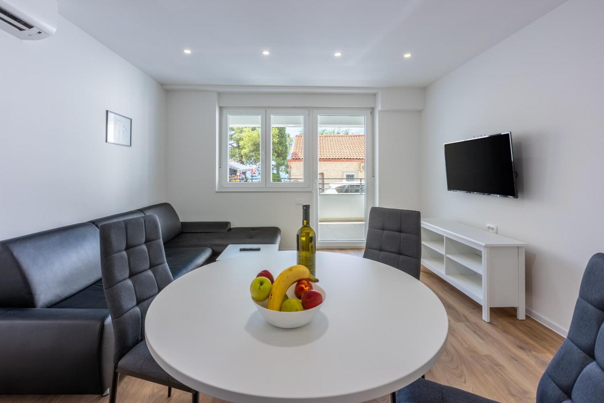 סלצה Luxury Apartments Lovorka 1 & 2**** מראה חיצוני תמונה