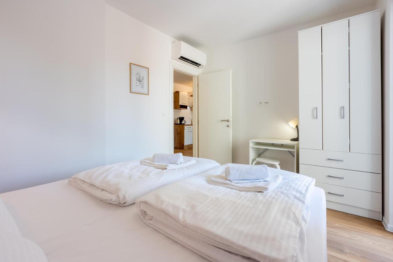 סלצה Luxury Apartments Lovorka 1 & 2**** מראה חיצוני תמונה