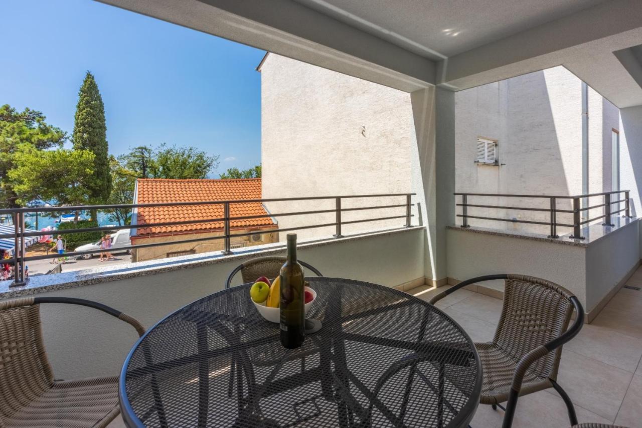 סלצה Luxury Apartments Lovorka 1 & 2**** מראה חיצוני תמונה